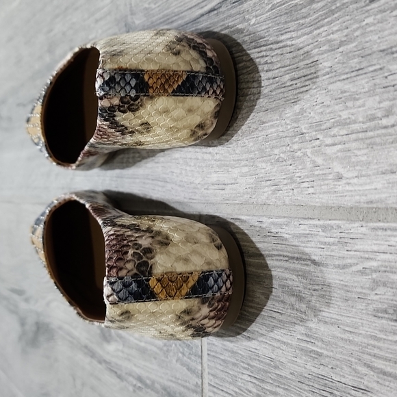 Steve Madden Snakeskin Loafers - Picture 3 of 8